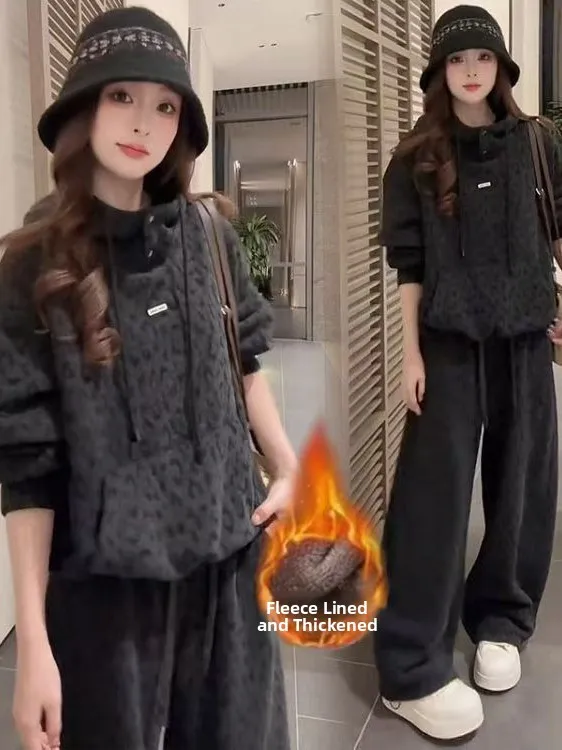 

Fashionable Fleece Lined Thick Set Women's Winter New Style Leopard Print Hoodie Wide Leg Pants Casual Two Piece Trendy