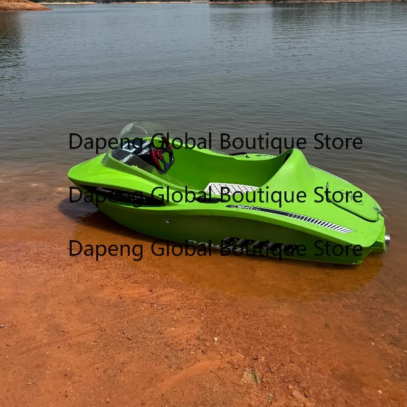 New Arrival Plastic Powered Electric Jet Boat with Inboard Engine Speed Boat Mini Jet Boat