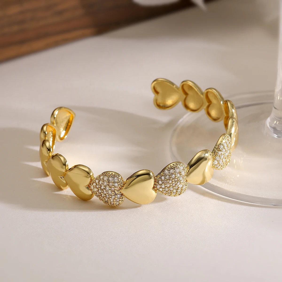 NEWBUY High Polish Gold Color Heart Shape Cuff Bracelet For Elegant Women Shiny AAA CZ Zircon Inlay Copper Jewelry