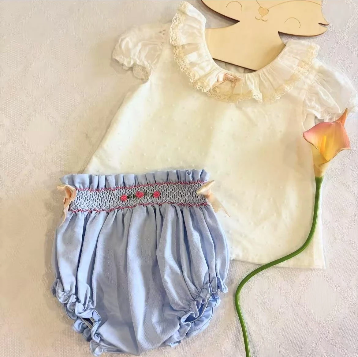 

0-6Y Girl Handmade Embroidery Smocked Beige Light Blue Outfit Suit for Birthday Photography Holiday A285