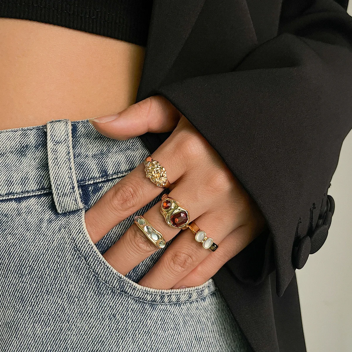 4Pcs Boho Rhinestone Rings Set for Women Wed Bridal Geometric Vintage Punk Metal Knuckle Ring Couple Jewelry Y2K Accessories