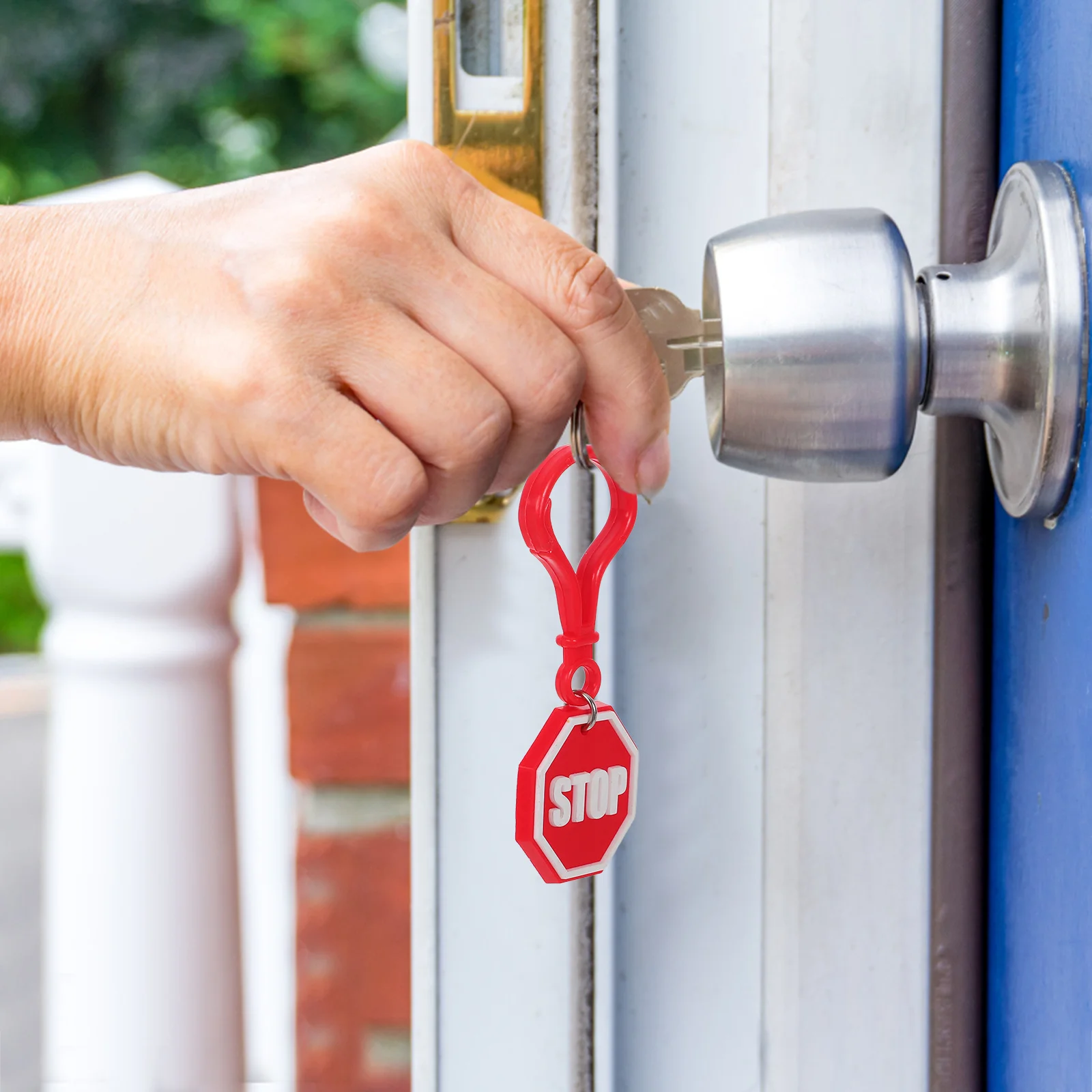 

12Pcs Engineering Keychains Construction Party Favors Mini Building Tools Accessories Car Key Rings Birthday Gifts