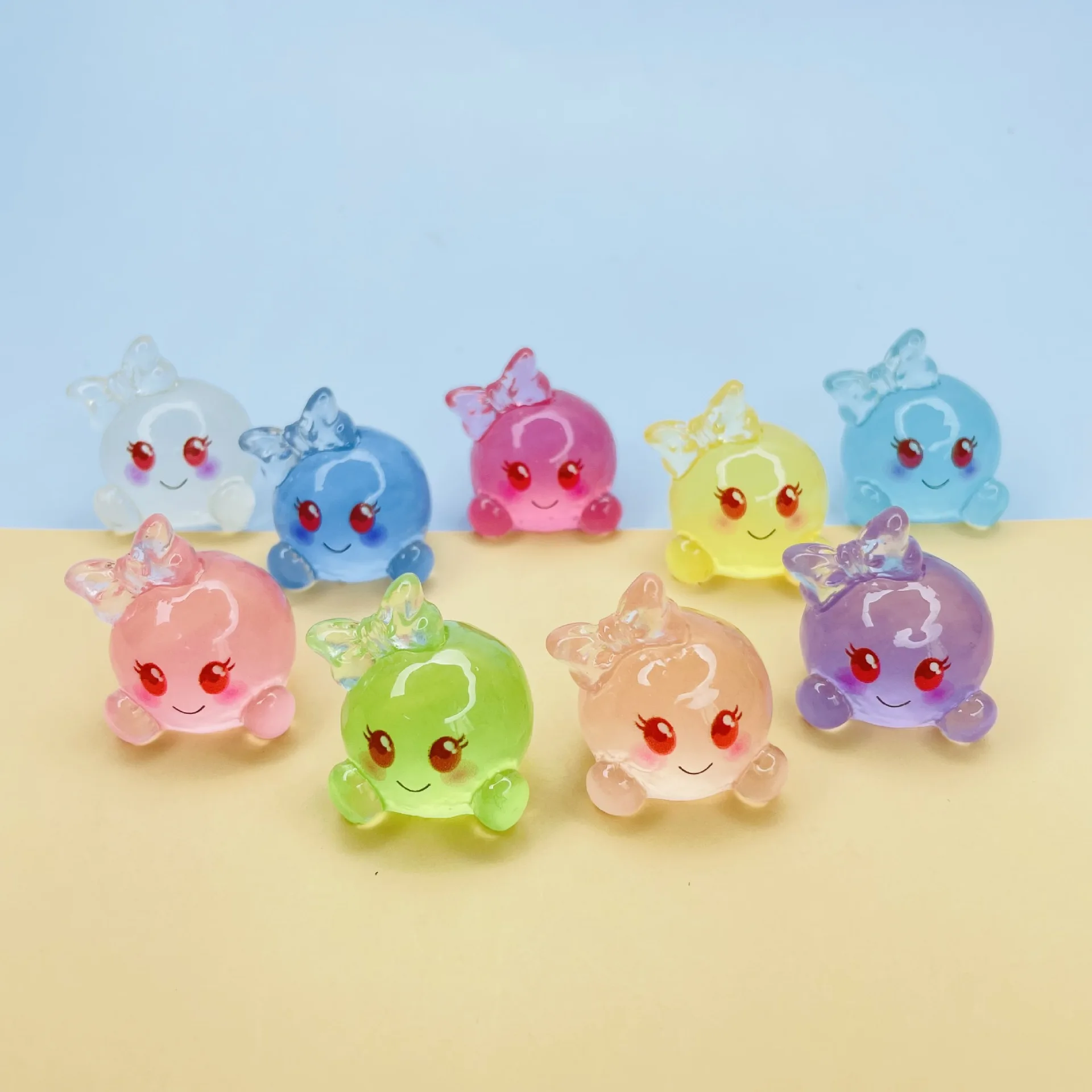 10 Pcs Creative Three-Dimensional Kirby Cartoon Pendant Cute Luminous Bubble DIY Three-dimensional Ornaments Resin Accessories