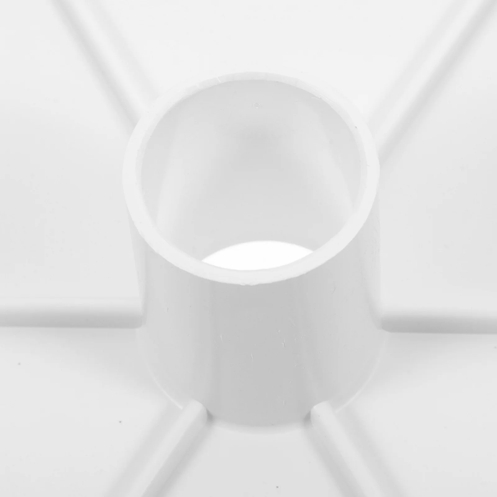 لوحة غطاء مقشدة حمام السباحة، مادة ABS مناسبة تمامًا، تصميم أبيض أنيق ومتين، سهل التركيب، محول مكنسة مقشدة