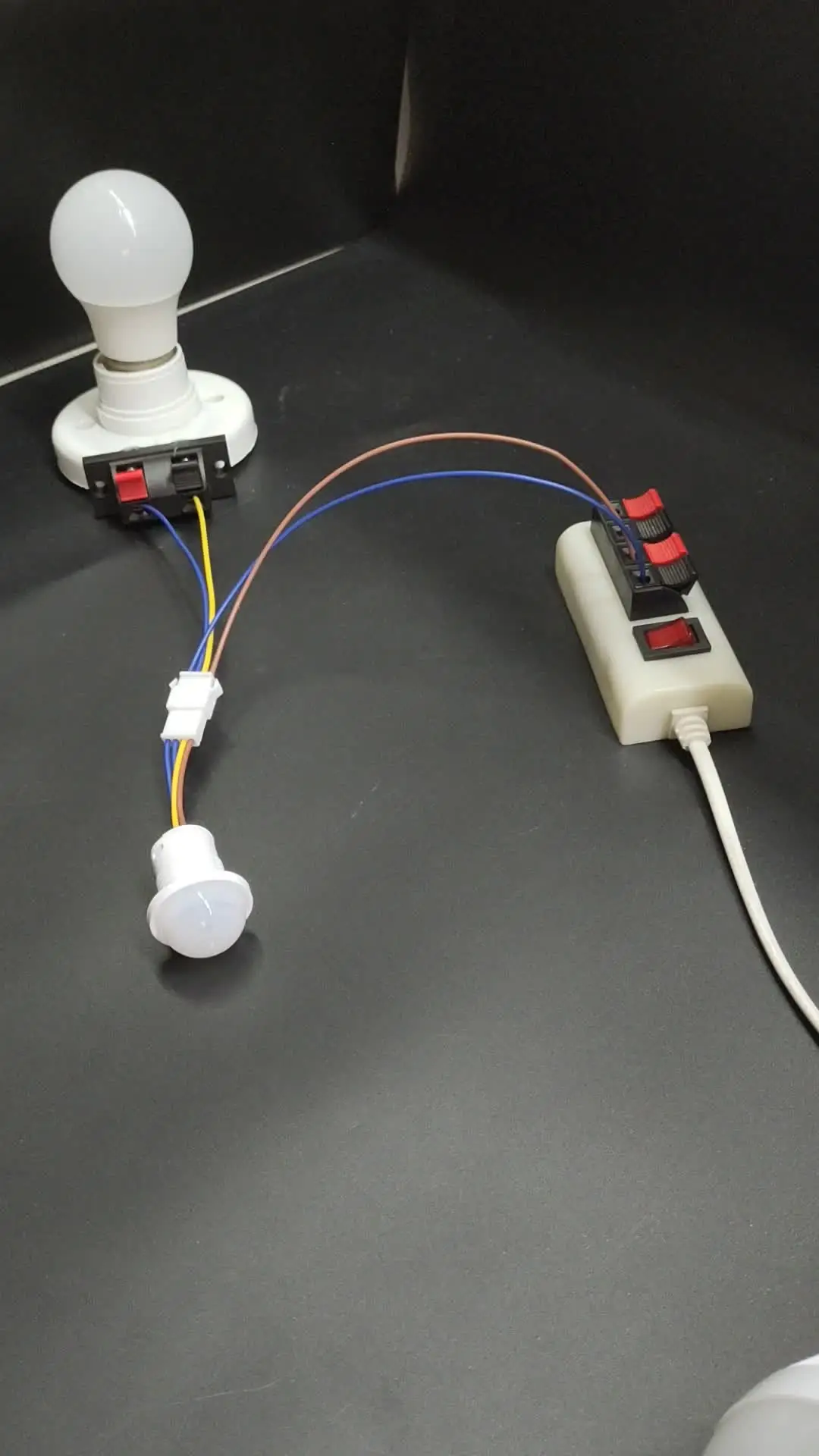 Automatic Sensor Light Switch LED Human Motion Sensor Infrared Motion Sensor Infrared PIR Probe LED Body Motion Sensor