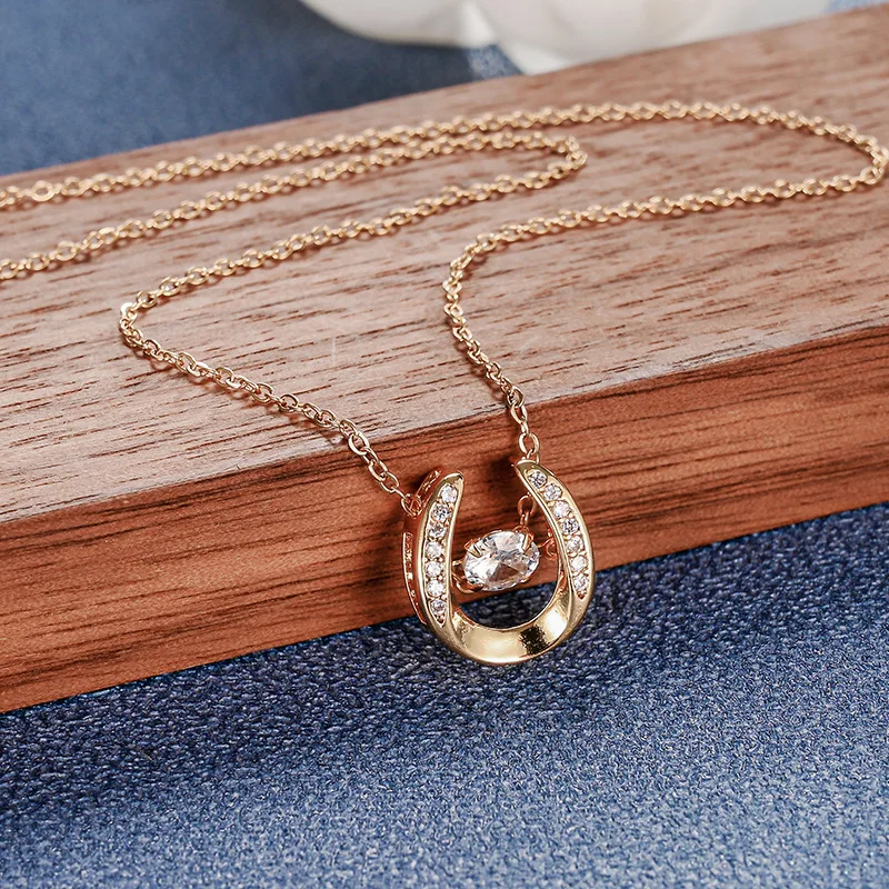 South Korea Fashion Refined Light Luxury Geometric Beating Zircon Necklace Collection Gifts Banquet Women's Jewelry Necklace