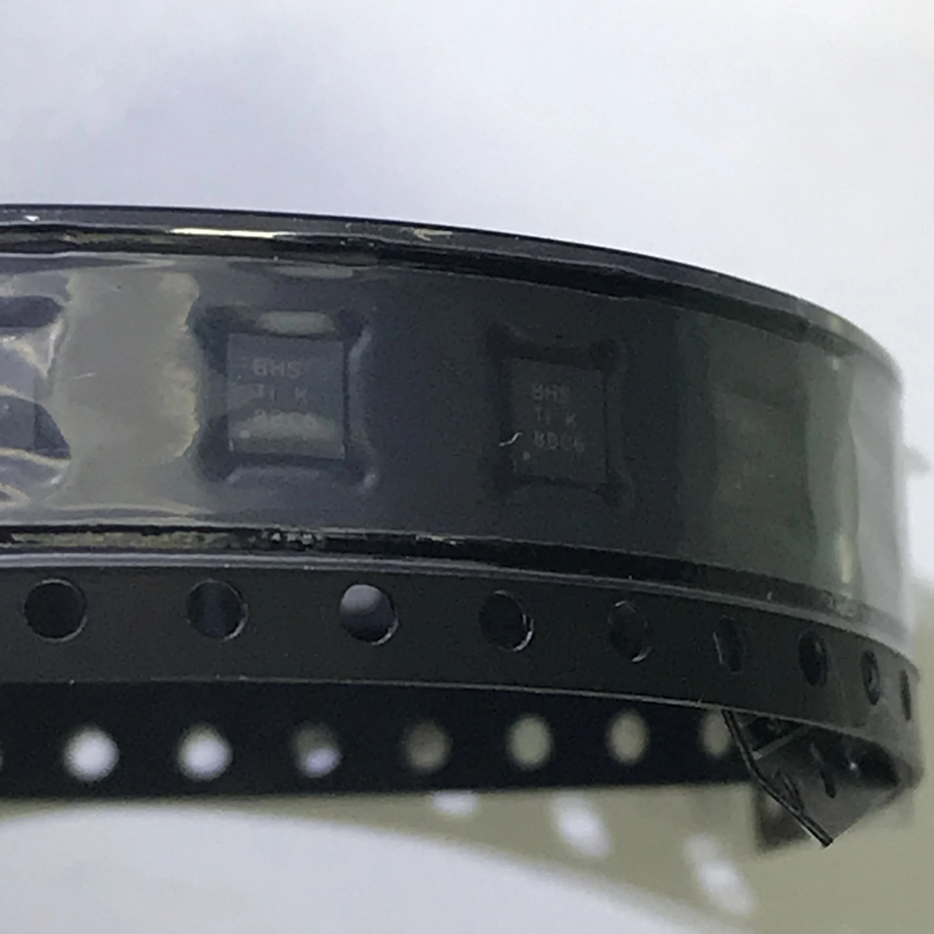 BHS TPS61042DRBR new original In stock