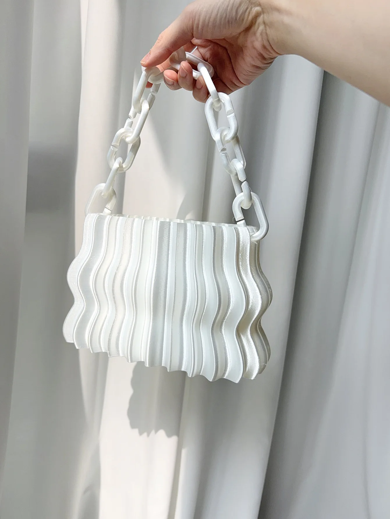 New Women's 3D Printed Evening Bag Striped Design Simple Elegant Handheld Wavy Bag Waterproof Bucket Bag Candy Color Beach Bag