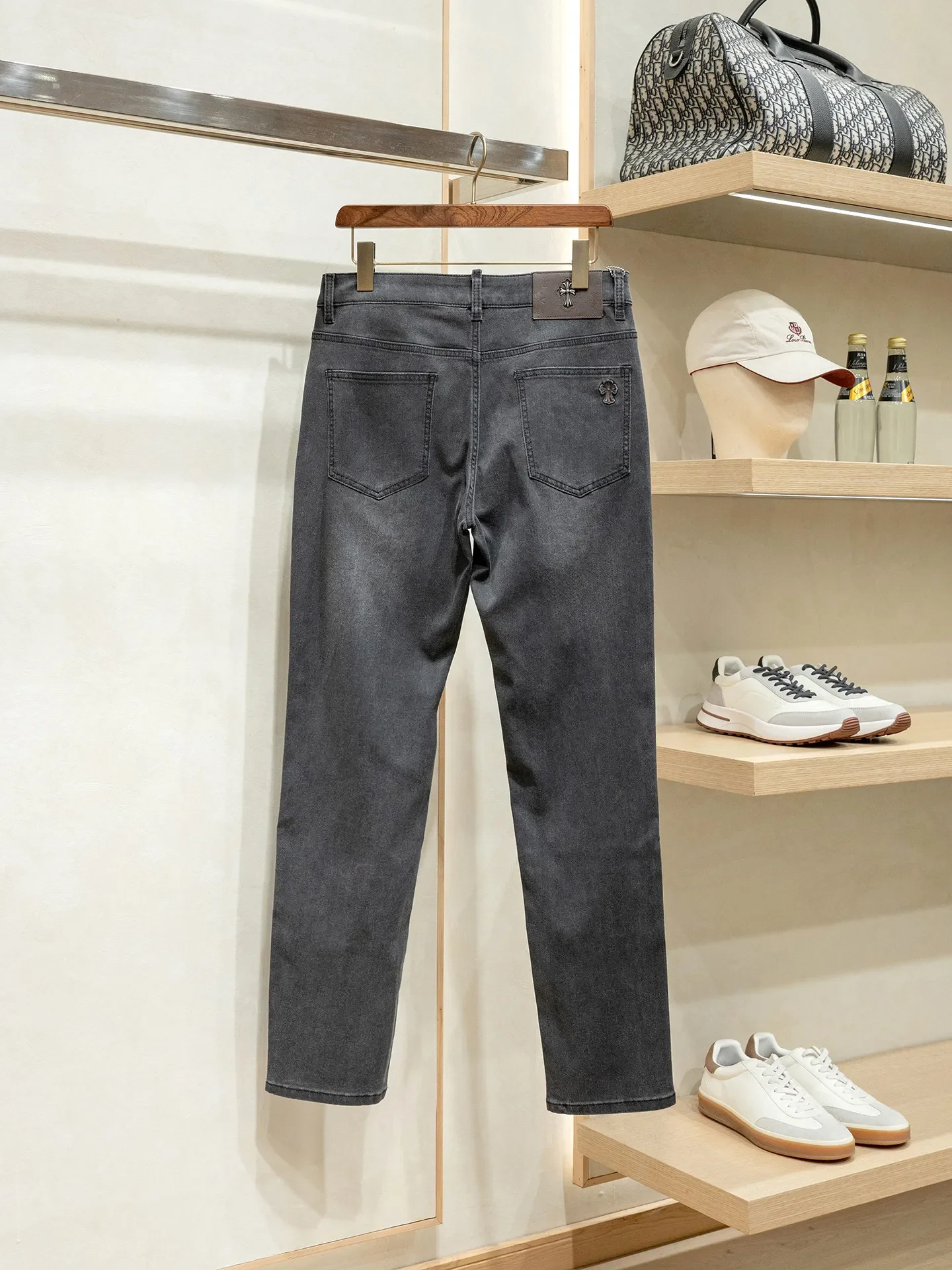 Stretch Cotton Fashion Men's Slim Fit Comfortable Small Straight Jeans