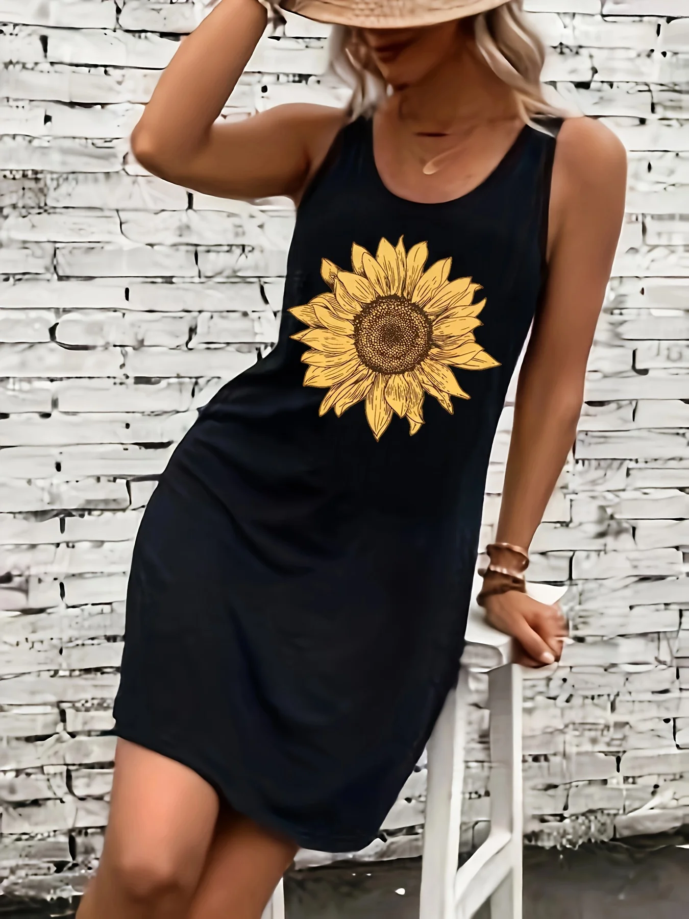 Women's summer loose and comfortable casual yellow geometric sunflower print black sleeveless vest skirt punk style dress