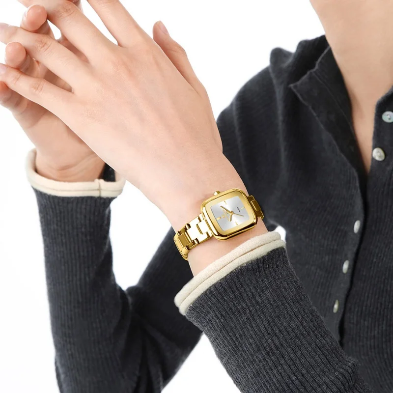 New NAVIFORCE Women‘s Stainless Steel Quartz Watch 3ATM Waterproof High Quality Ladies' Watches Watchband Retro Fashion Watches