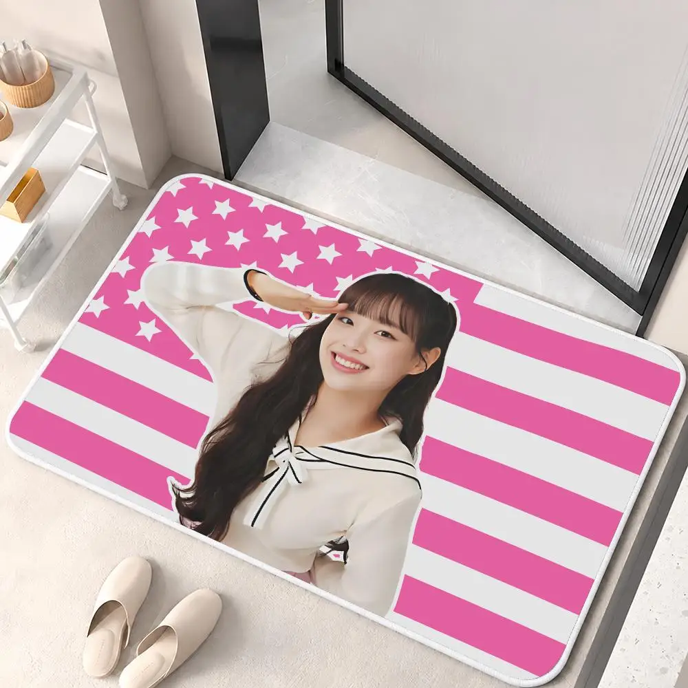 L-Loona Chuu Salute Floor Mat Flannel Rug Soft Non Slip Door Mat For Bathroom Bedroom Kitchen Living Room Home Decor