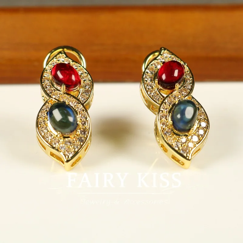 orecchini-geometrici-alla-moda-con-design-placcato-in-oro-vero-e-zirconi-intarsiati-versatili-con-ago-in-argento-s925