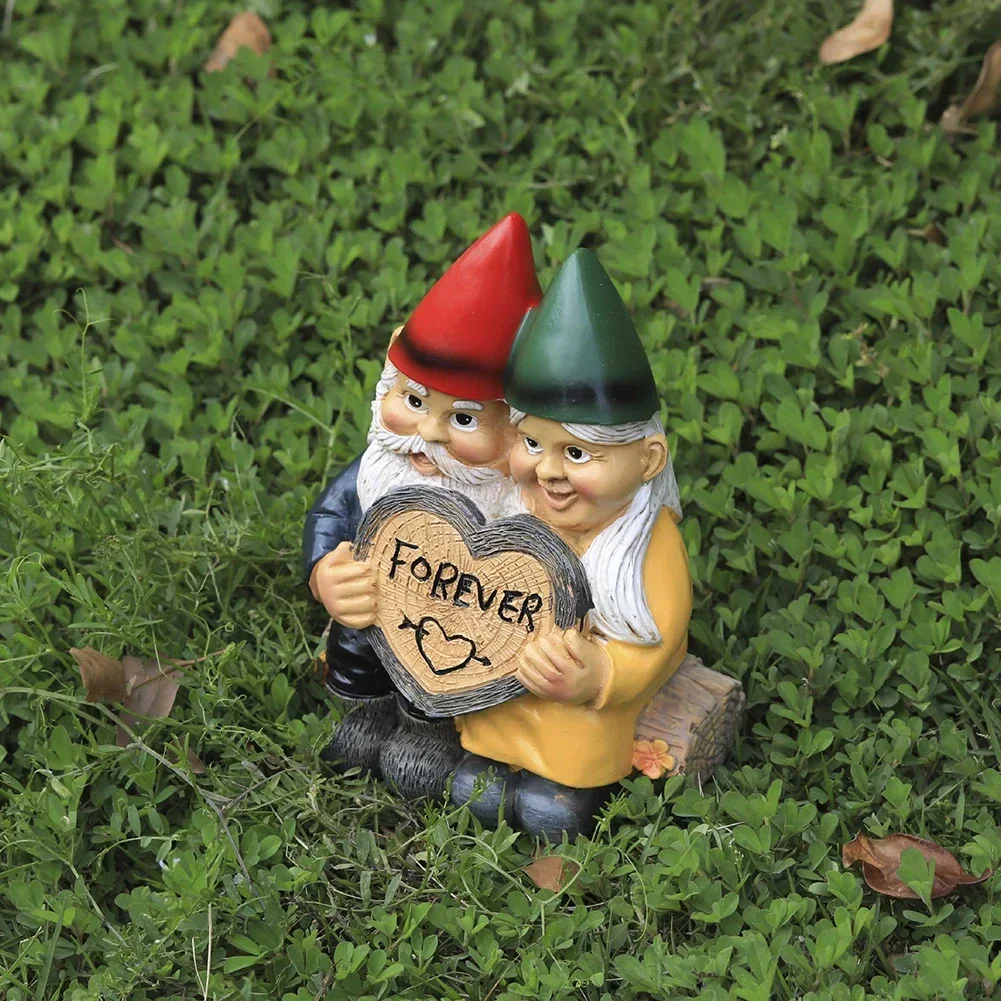 Gnome Statue Cute Romantic Home Garden Decor with Heart-Shaped Forever Gnome Couple in Love Collectible Figurine Romantic Statue