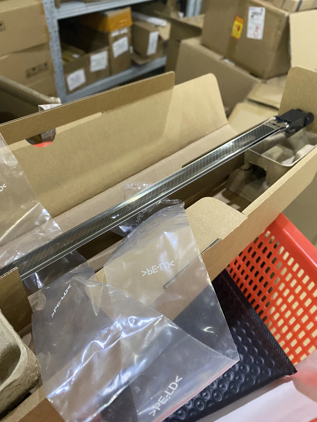 

Charge Corona Unit for Konica Minolta C6500 C5501 C6000 C6501 C7000 Corona Grid