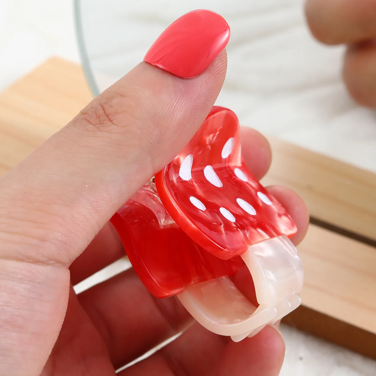 red acetic small cute mushroom hair claw clip for girl