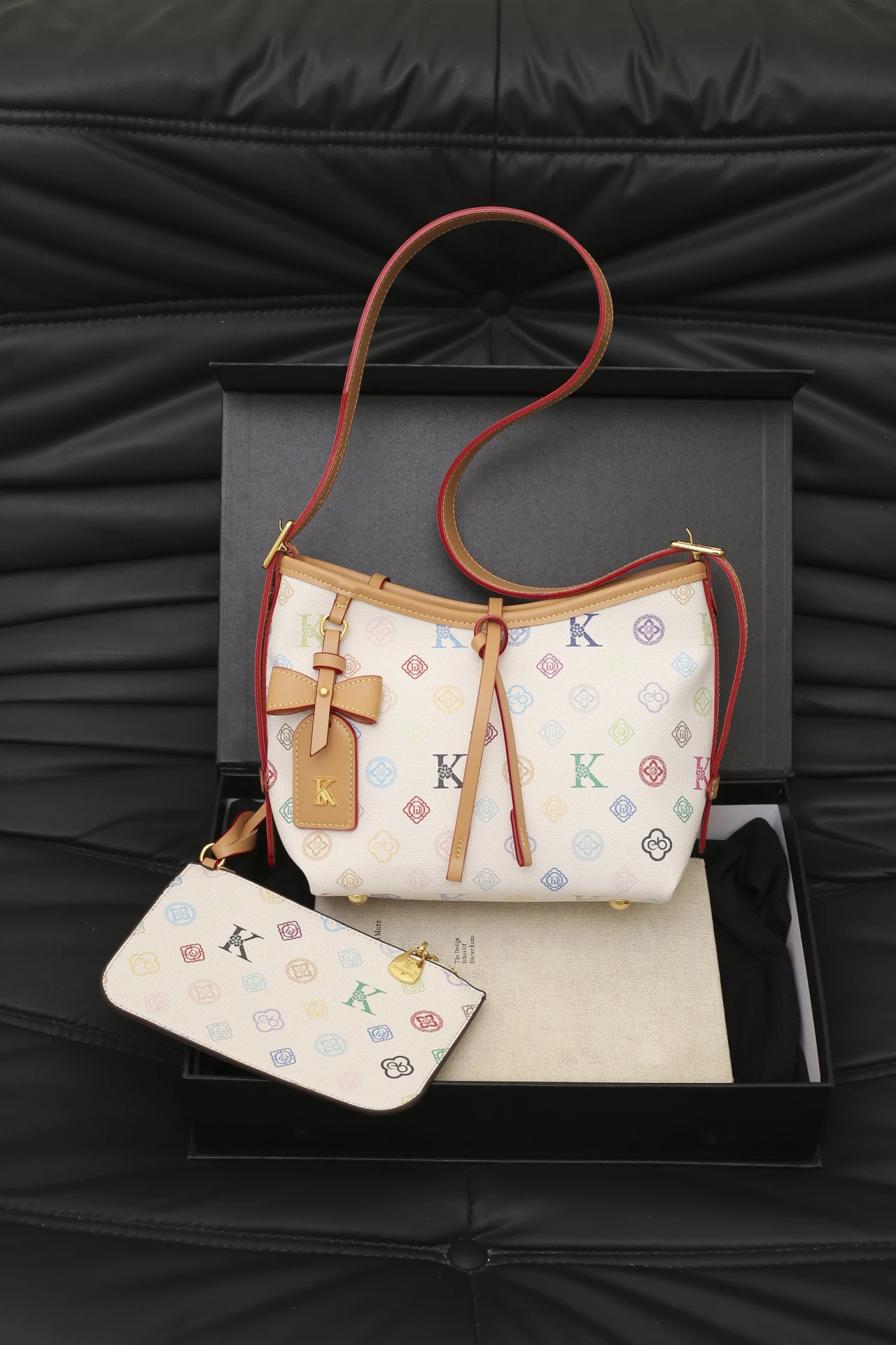 

Paris Fashion Week Handbag - Vintage Crossbody Messenger Tote With Solid Color & Luxury Letter Logo