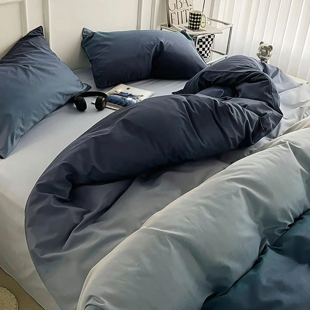 3PCS Gradient Blue Duvet Cover Set Space Comforter Cover with Zipper Closure, 1 Duvet Cover and 2 Pillowcases King Size