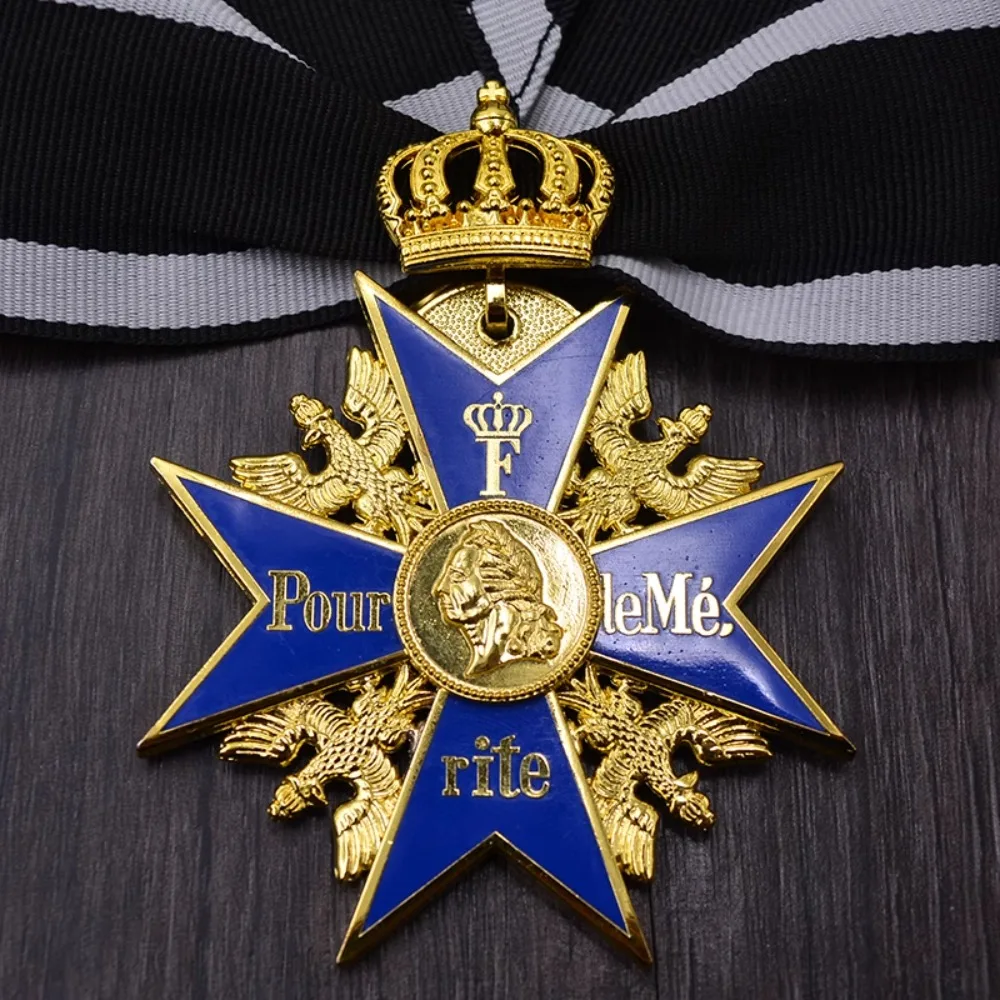 Prussian Blue Max Cross Medal Frederick European Crown Oak Leaf Bravery Medal Badge Prussian Medal Military Accessories