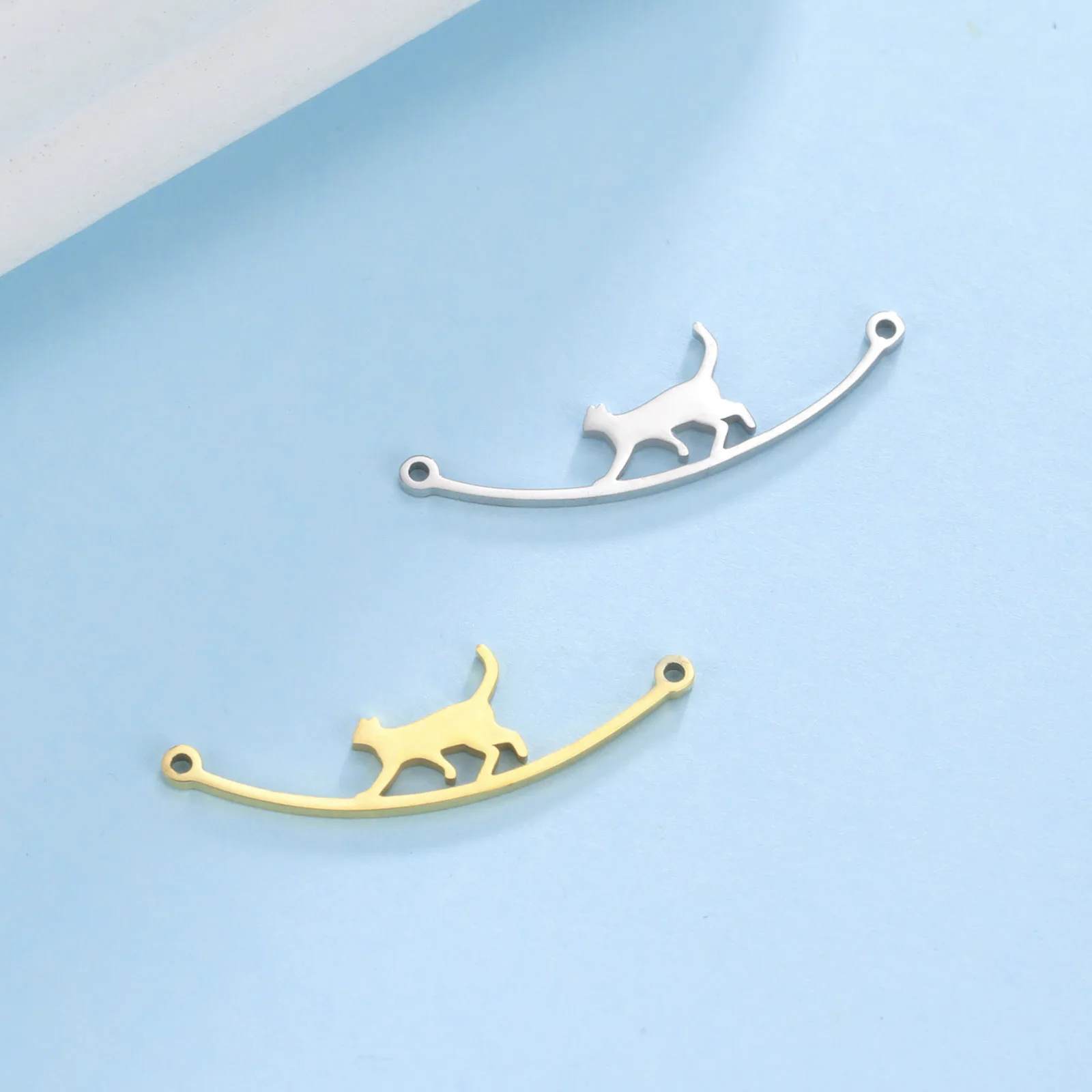 1PC Stainless Steel Cat Animal Connector Charms Metal Simple Connector Jewelry Making Findings Diy Necklace Women Jewelry 31x9mm