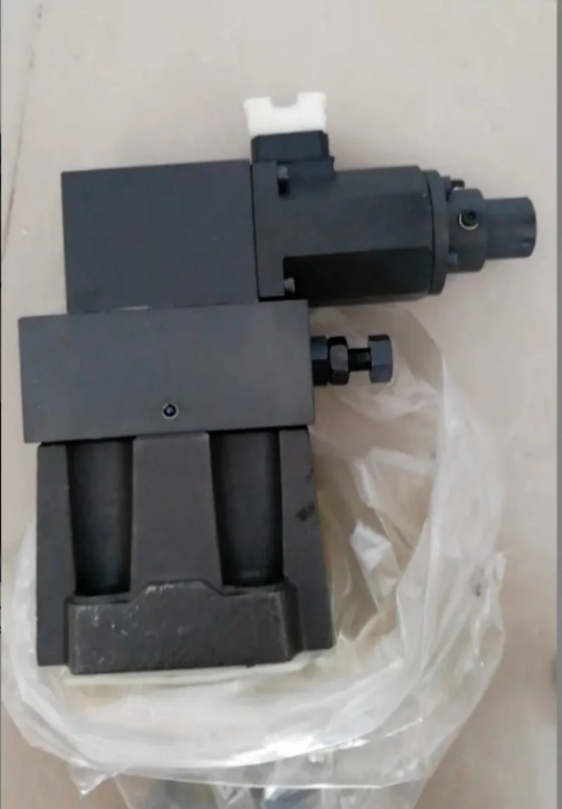 EDG-01-B  EBG-03-H-L/R  Proportional Pressure ValveHydraulic Control Valve