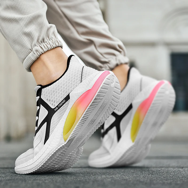 Scarpe da basket da passeggio traspiranti da uomo Scarpe da ginnastica comode da donna di alta qualità per uomo Scarpe da ginnastica da corsa con piattaforma casual