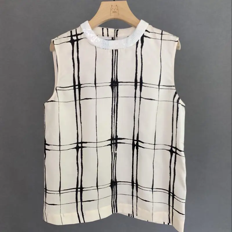 2026 New Fashionable All-match Slim-fit Round Neck Sleeveless Silk Shirt Women's Yuan Single