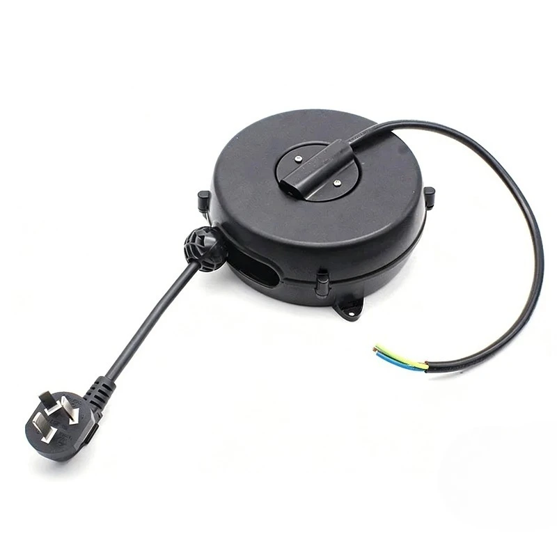 Small automatic retractable wire winding device, retractable storage reel, wire winding device, automatic winding reel