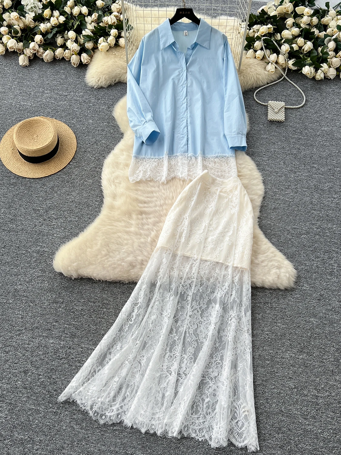 

Корейский стиль: комплект из рубашки с длинным рукавом и кружевными вставками (имитация двух предметов) и юбки с высокой талией и эффектом обертывания для молодых женщин, летняя мода