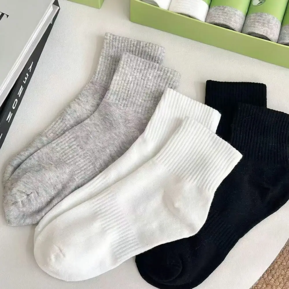 Athletic Cotton Mid Calf Socks Unisex Breathable Anti Odor Moisture Wicking Sport Casual Crew Socks Soft Comfortable Wear