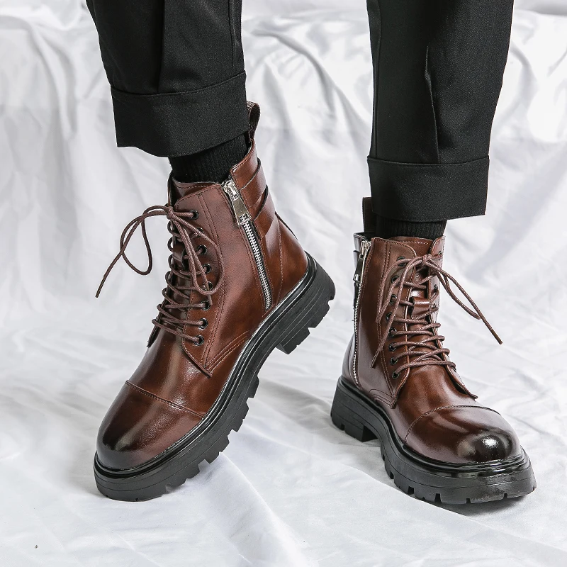 Botas de cuero de negocios para hombre, a la moda Brogue Botines de cuero, botas cortas con cordones, zapatos de vaquero de alta calidad