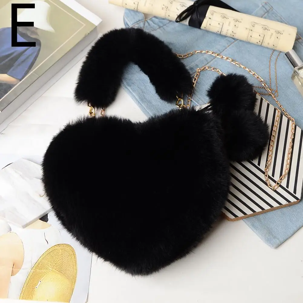 حقائب يد نسائية على شكل قلب حقائب كروس لطيفة من الفرو الصناعي حقيبة كتف بسلسلة من القطيفة الناعمة حقائب يد على شكل قلب #6