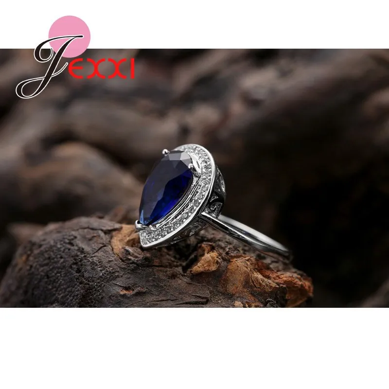 Luxurious and Generous Water Drop Shape Ocean Blue Crystal Stone Ring Shopping Match Outfit Jewelry 925 Sterling Silver