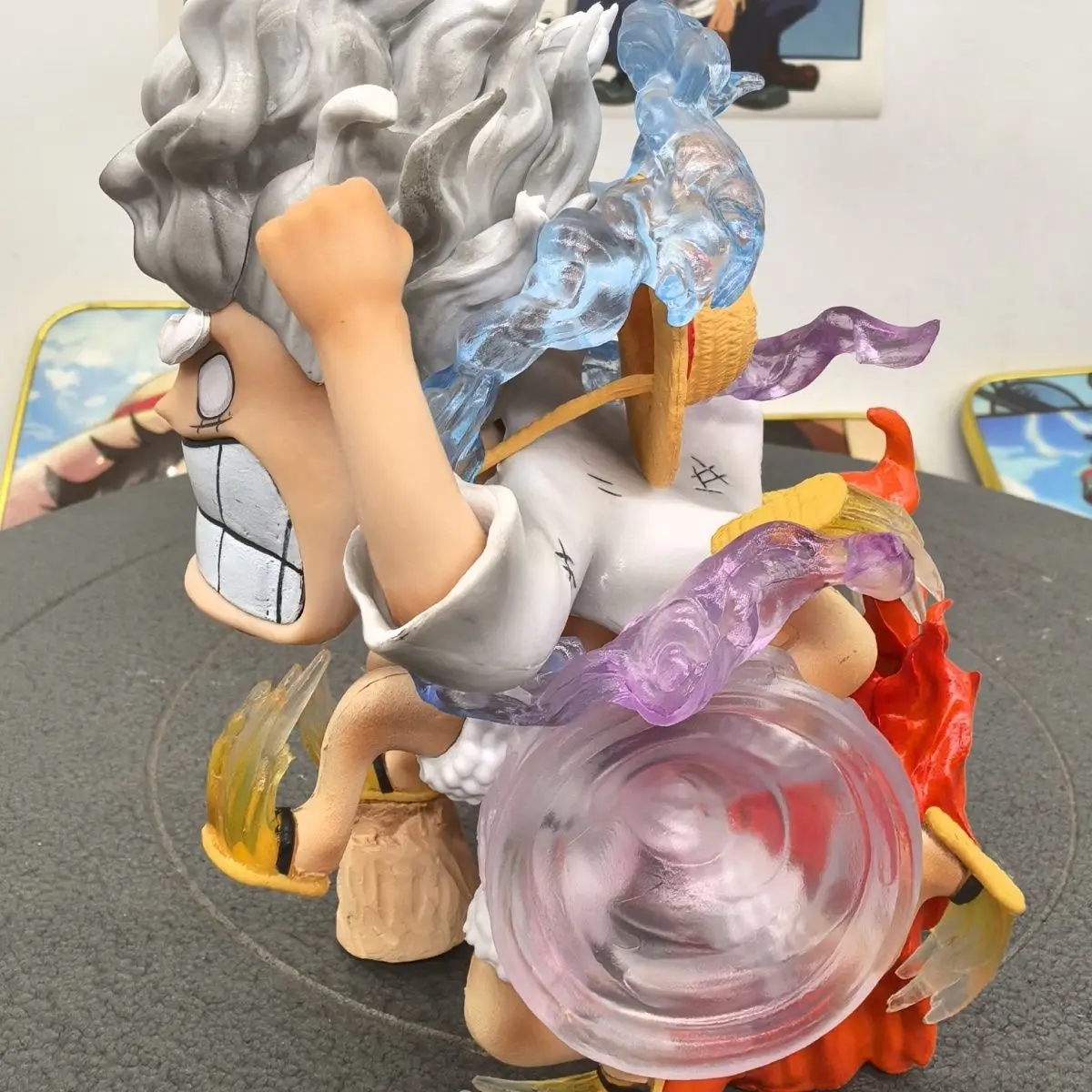 Anime One Piece Nica Luffy cinco velocidades viento y rueda de fuego Luffy figura de acción modelo juguete adorno de escritorio regalo de cumpleaños