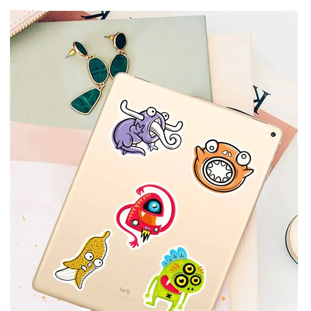 50 STKS gepersonaliseerde cartoon animatie kleine monster graffiti sticker laptop fiets gitaar sticker