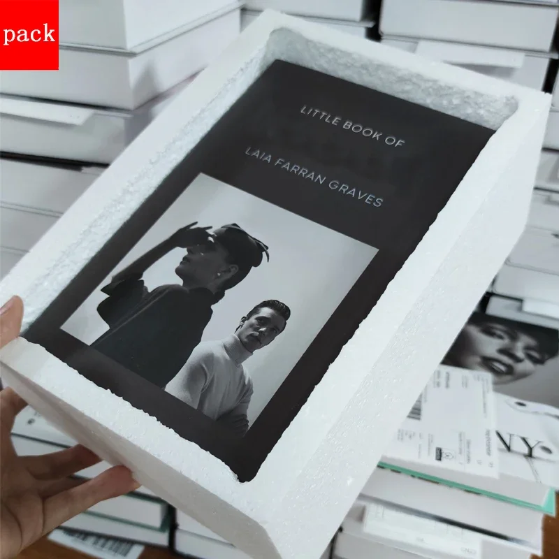 Open Luxury Fashion Decorative Fake Book Simulation Book Box Photography Coffee Table Model Room Hotel Villa Home Decor Ornament
