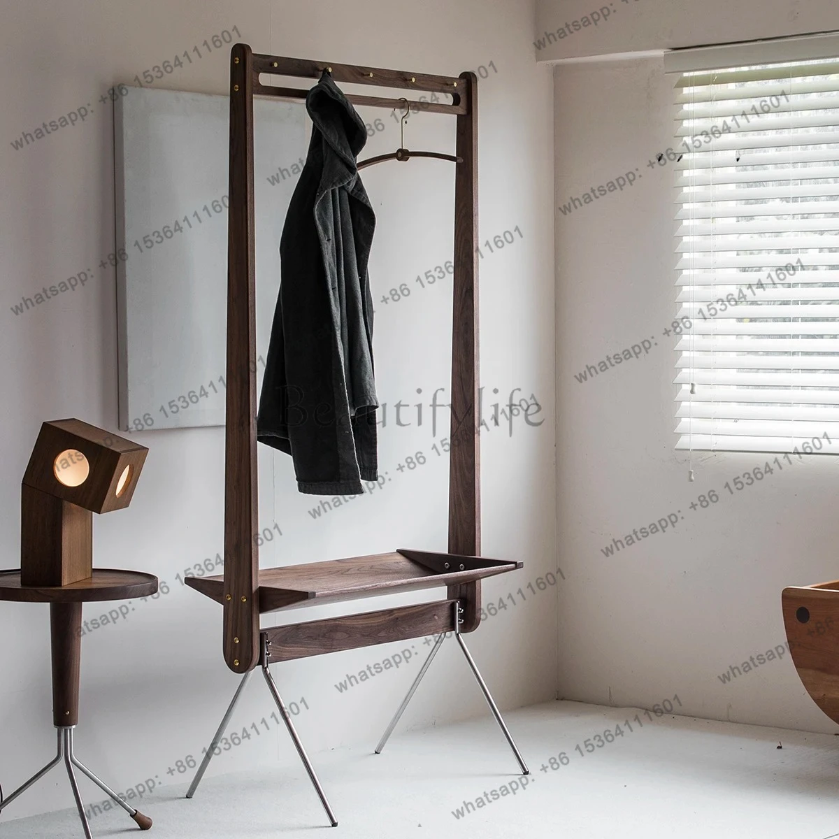 Retro floor coat rack stainless steel cherry wood with rack Secondary net clothing storage
