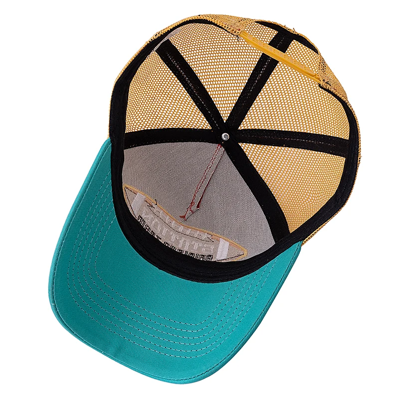 Hot Sale Unisex Football Pattern Mesh Trucker Hat Summer Breathable Baseabll Cap Embroidered Snapback Cap for Men And Women