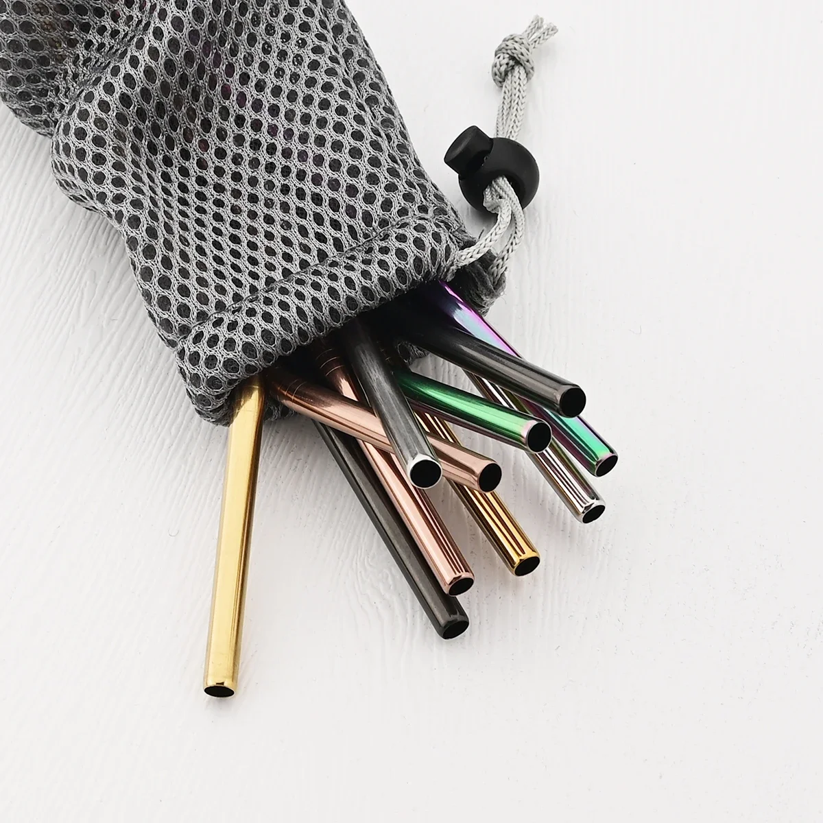 ชุดหลอดดูดน้ำสแตนเลส 304 จำนวน 3 ชิ้น พร้อมกระเป๋า หลอดดูดน้ำแบบใช้ซ้ำได้ สำหรับเครื่องดื่ม เช่น มิลค์เชค ค็อกเทล กาแฟ น้ำผลไม้ อุปกรณ์เสริมสำหรับบาร์