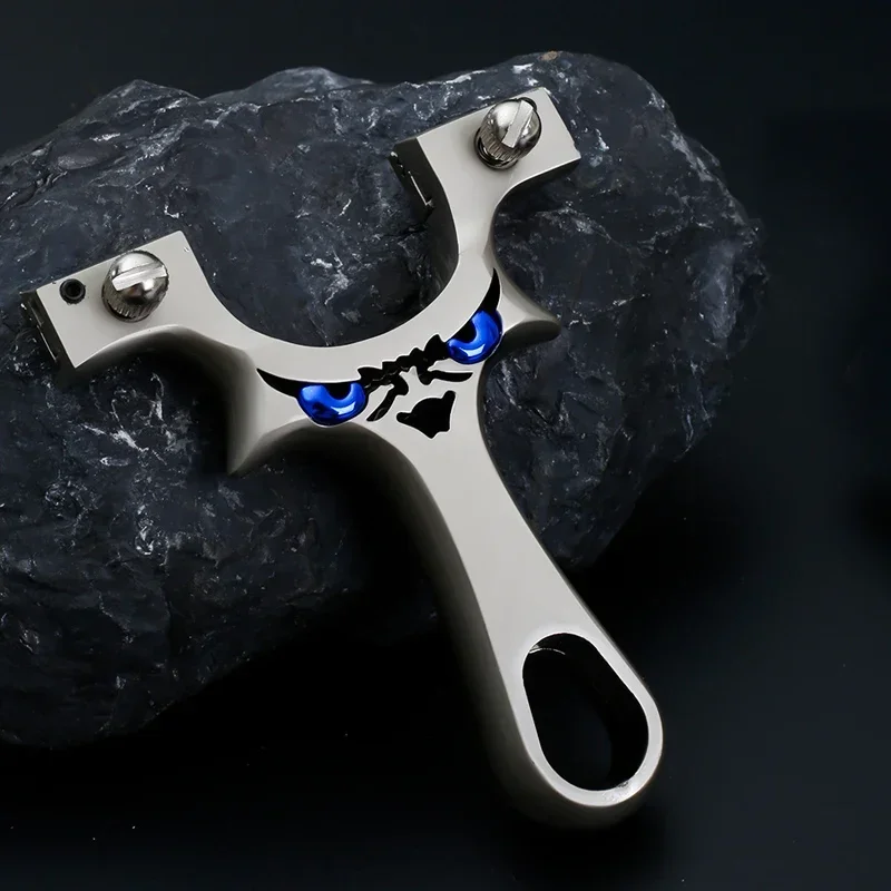 

Professional Aluminum Alloy Slingshot Ultra-high Quality For Professional Hunting Shooting Competitions Focus On Shooting