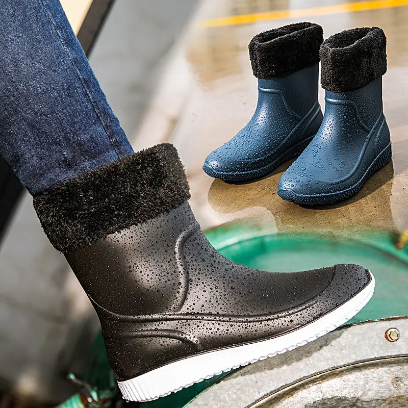 Autunno e inverno caldo impermeabile scarpe maschili foderato in pile corto antiscivolo lavoro di pesca nuovo giardino di moda stivali da pioggia per uomo adulto