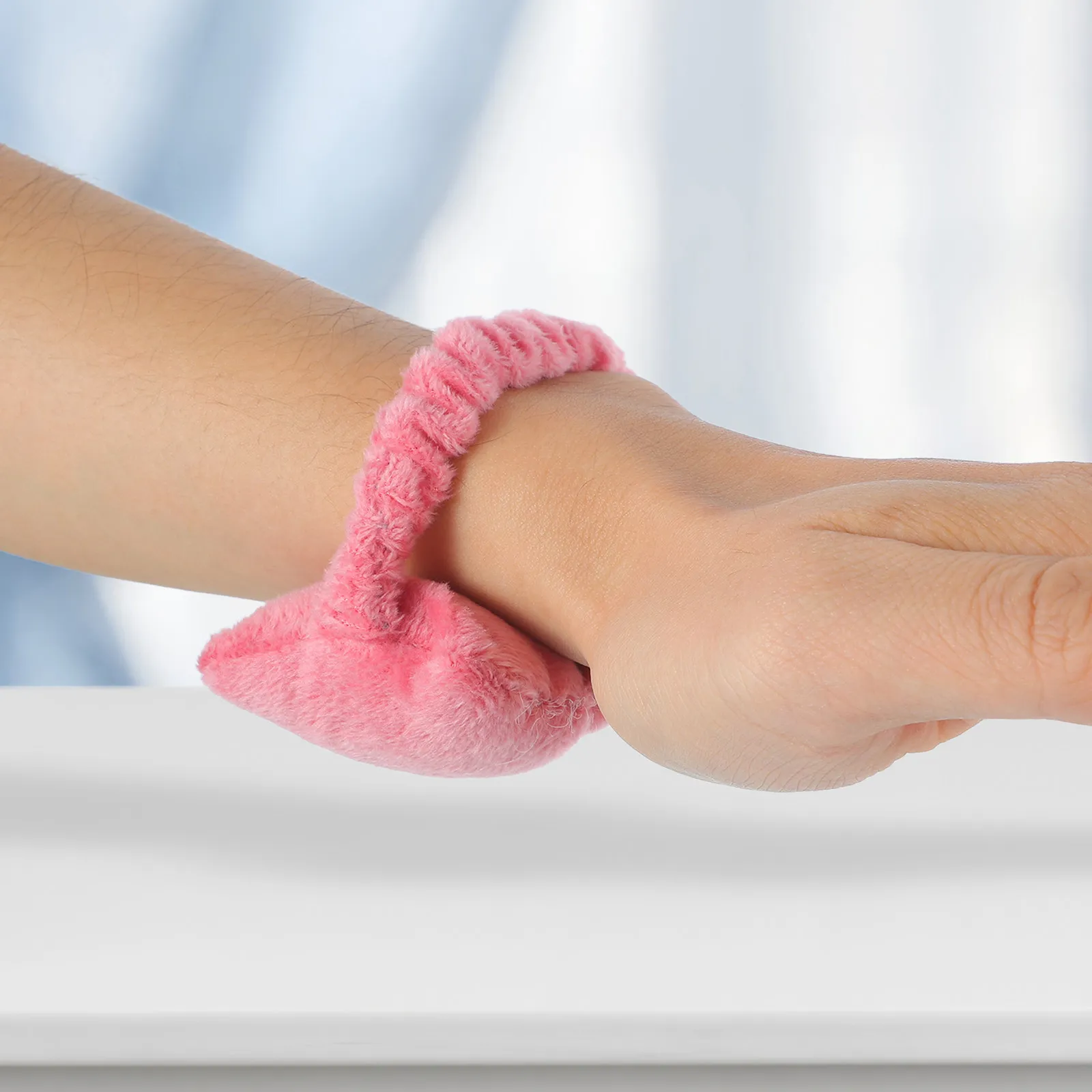 Wearable Mouse Pillow Memory Foam Support Keyboard Wrist Rest Home Office Laptop Computer Typing Cushion Mat Pink