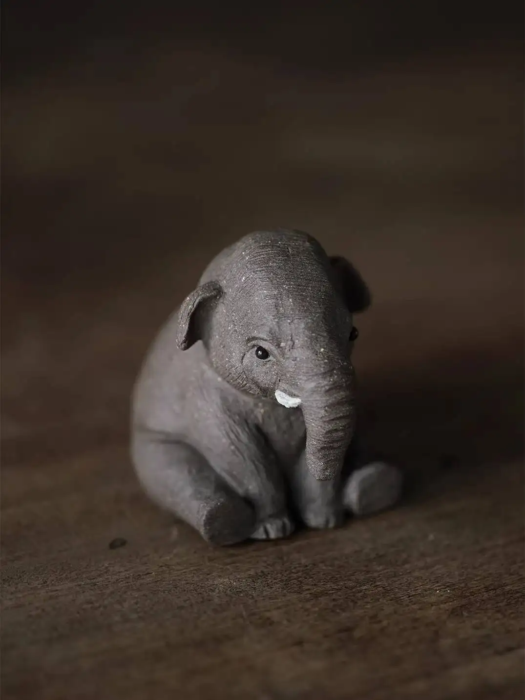 

Исин оригинальная минеральная фиолетовая глина Pe Elephan Белый медведь Орангуань Лев ручной работы можно использовать для заваривания и как чай