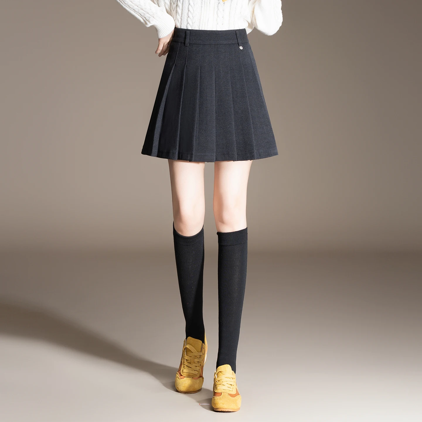 

High Waist Thiened Woolen Skirt Women's Autumn Winter New Sle A-Line Pleated ort Skirt Korean Sle Static Free