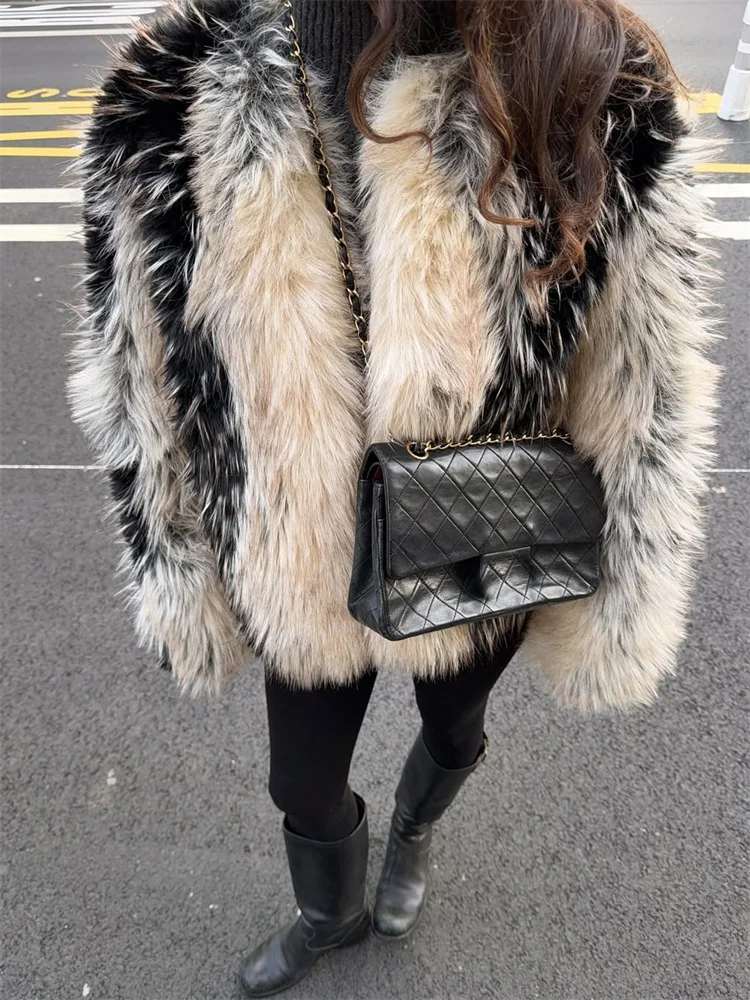 トッシー冬用パッチワークコントラストフェイクファーアウター レディース ゆったり長袖通勤ストリートウェア 女性ファッションフェイクファーコート 新作