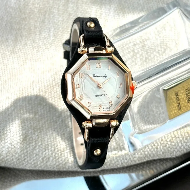 العلامة التجارية الفاخرة رقيقة حزام من الجلد النساء الساعات أنيقة السيدات ساعة اليد الكوارتز مهرجان هدية Reloj Mujer Relogios Feminino