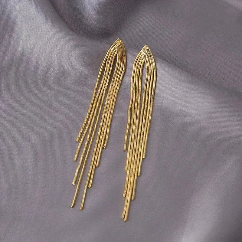 Vintage Gold Color Bar Long Thread Tassel Drop Earrings for Women Glossy Arc Geometric Korean Earring Fashion Jewelry 2023 New