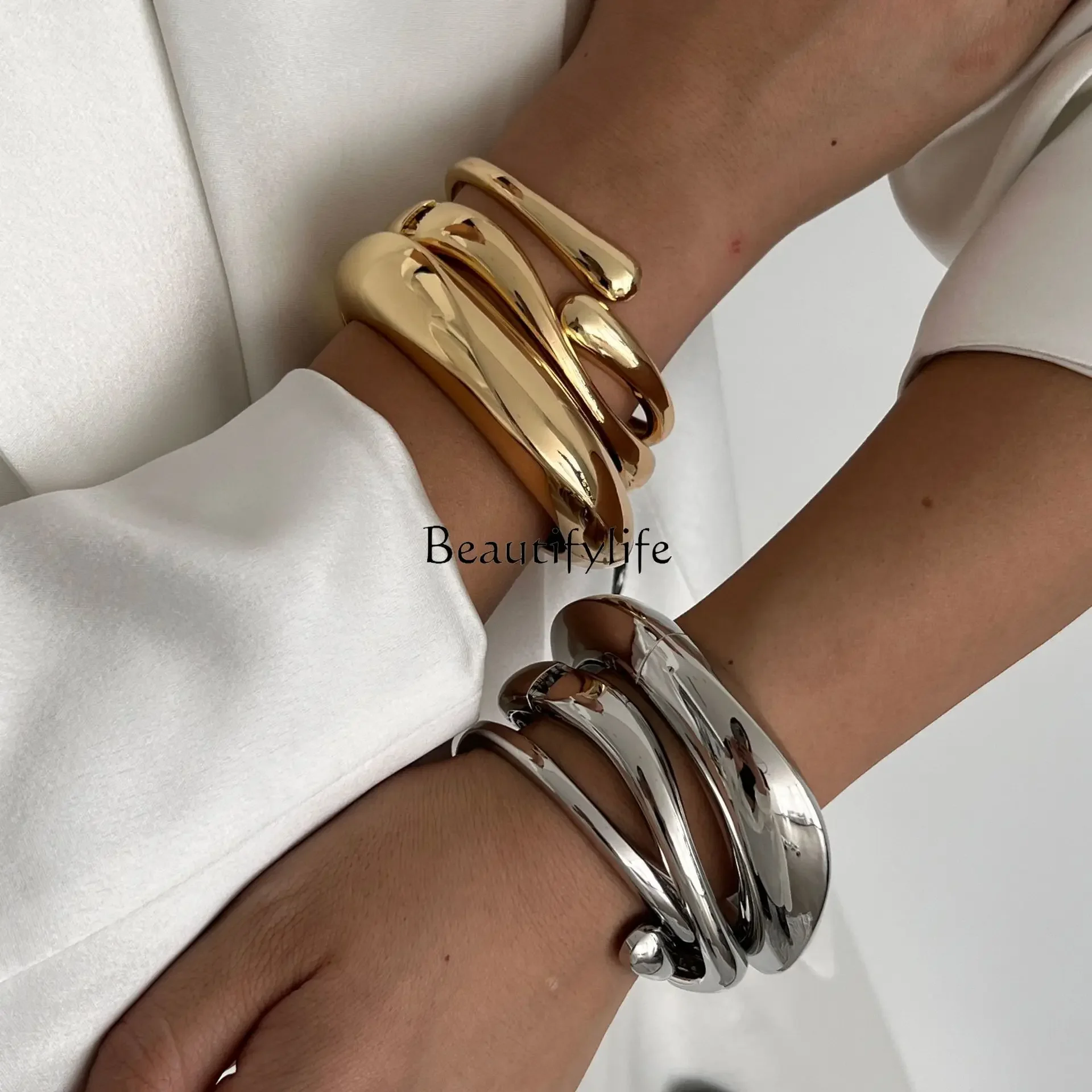 

Trend European and American style combination bracelet, advanced sense alloy open bracelet