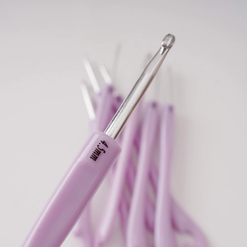 Colorful Crochet Hooks Kits Soft Handle Crochet Needles Yarn Weave Alumina Knitting Needles Set DIY Weave Sewing Needles Tool