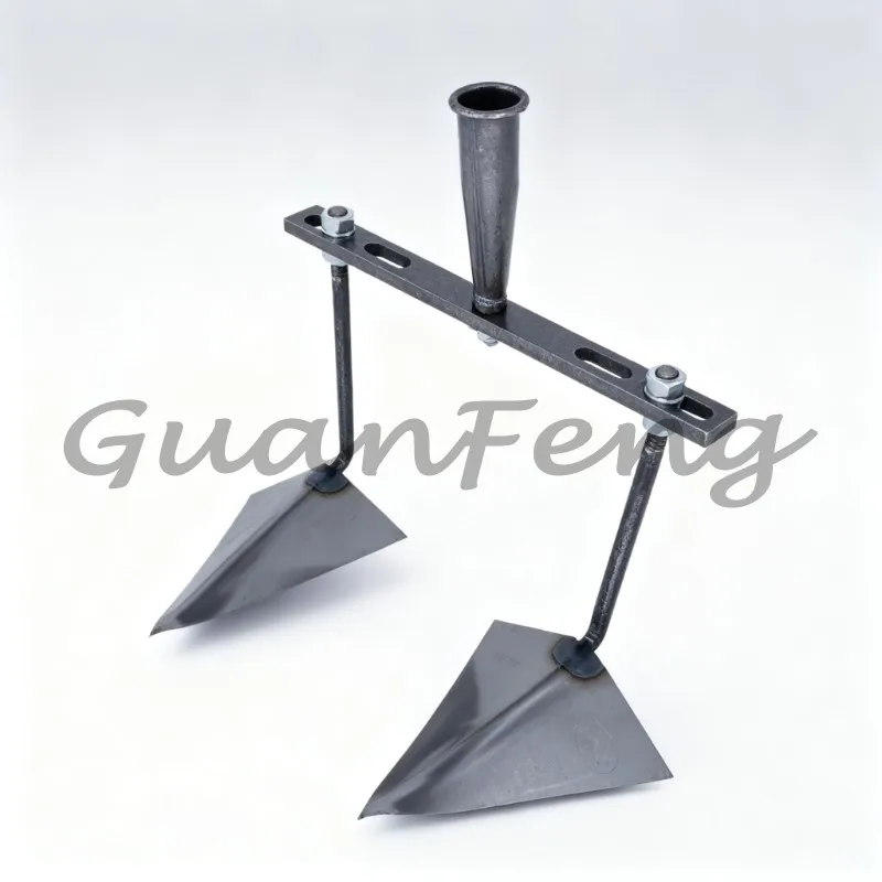 Sharp Triangular‑Point Furrow Hoe, Heavy‑Duty Farm Hand Hoe for Garden Vegetable Planting, Soil Turning, Tilling and Loosening
